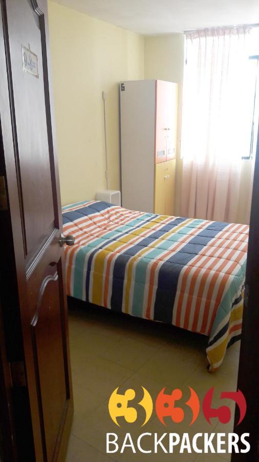 335 Backpackers Hostel Лима Екстериор снимка
